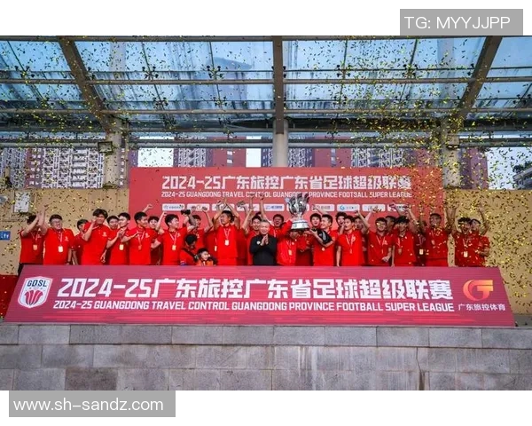 深圳足球队以78分领跑全国锦标赛积分榜展现强劲实力